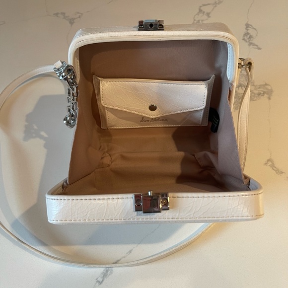 Sam Edelman white box crossbody bag - Picture 4 of 4